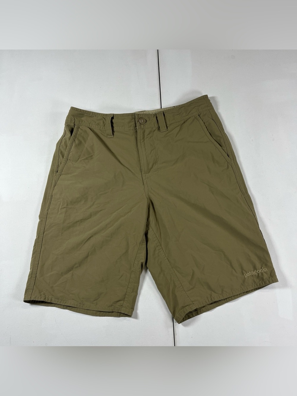 Patagonia Wavefarer Walk Shorts Men's 30 Tan Stretch Hiking Golf 9" Inseam